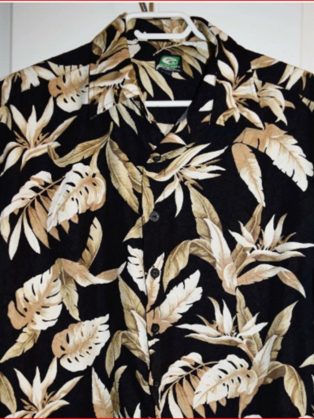 Point Zero Men's Hawaiian Shirt Sz Small Black Beige White Short Sleeve Pocket